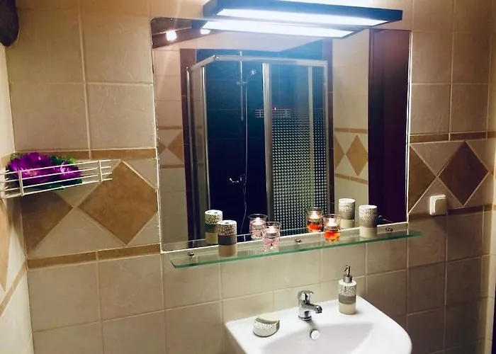 Ermones Penelope * Vátos