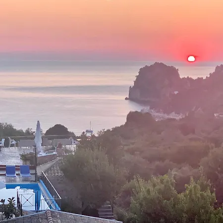 Ermones Penelope * Vátos