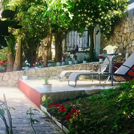 Сasa de vacaciones Ermones Penelope Vátos